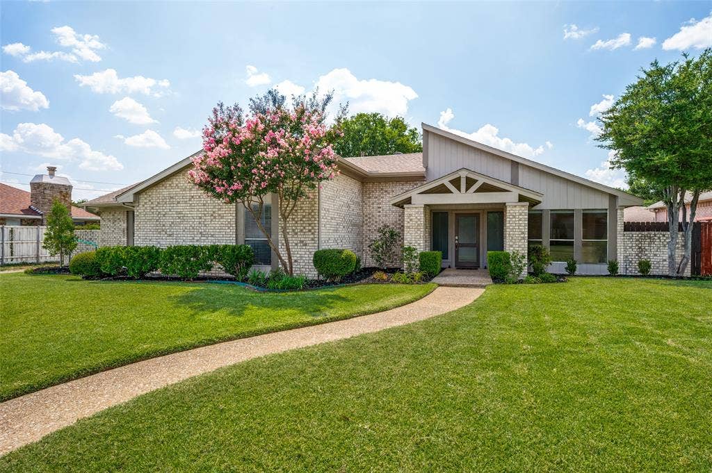 2005 Stain Glass Drive, Plano, TX 75075 2005 Stain Glass Drive, Plano, TX 75075