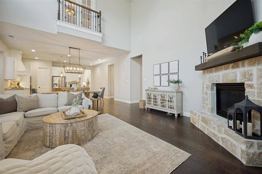 9004 Washington Lane, Argyle, TX 76226 9004 Washington Lane, Argyle, TX 76226