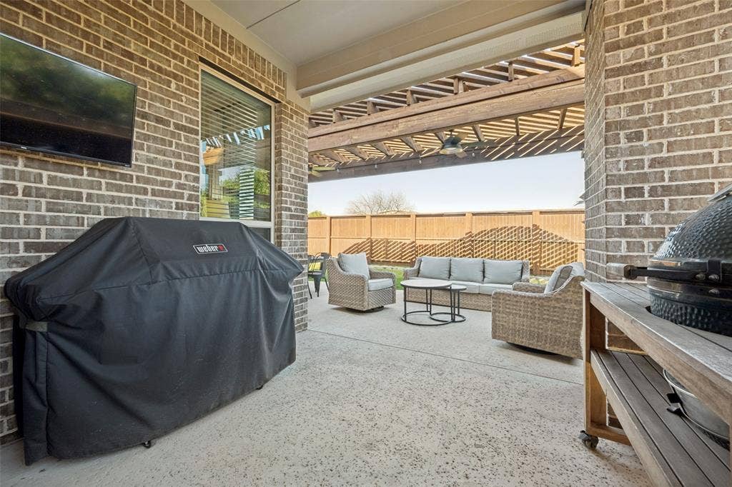 9004 Washington Lane, Argyle, TX 76226 9004 Washington Lane, Argyle, TX 76226