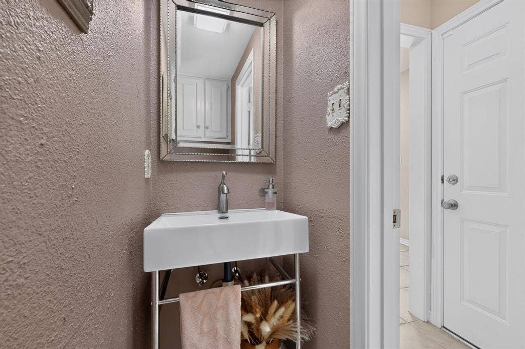 1909 Highland Park Circle, Denton, TX 76205 1909 Highland Park Circle, Denton, TX 76205