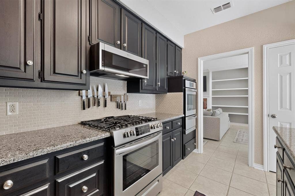 1909 Highland Park Circle, Denton, TX 76205 1909 Highland Park Circle, Denton, TX 76205