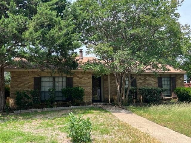 Property photo for 6525 Ember Court, Plano, TX