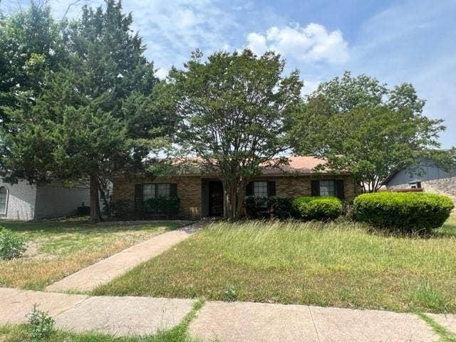 6525 Ember Court, Plano, TX 75023 6525 Ember Court, Plano, TX 75023