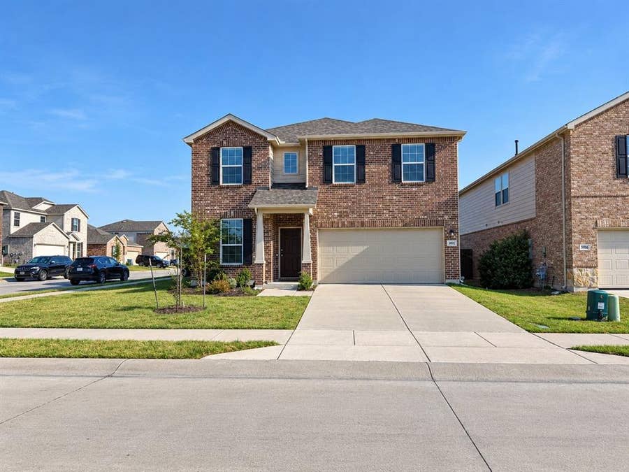 Property photo for 902 Feldspar Way, Princeton, TX
