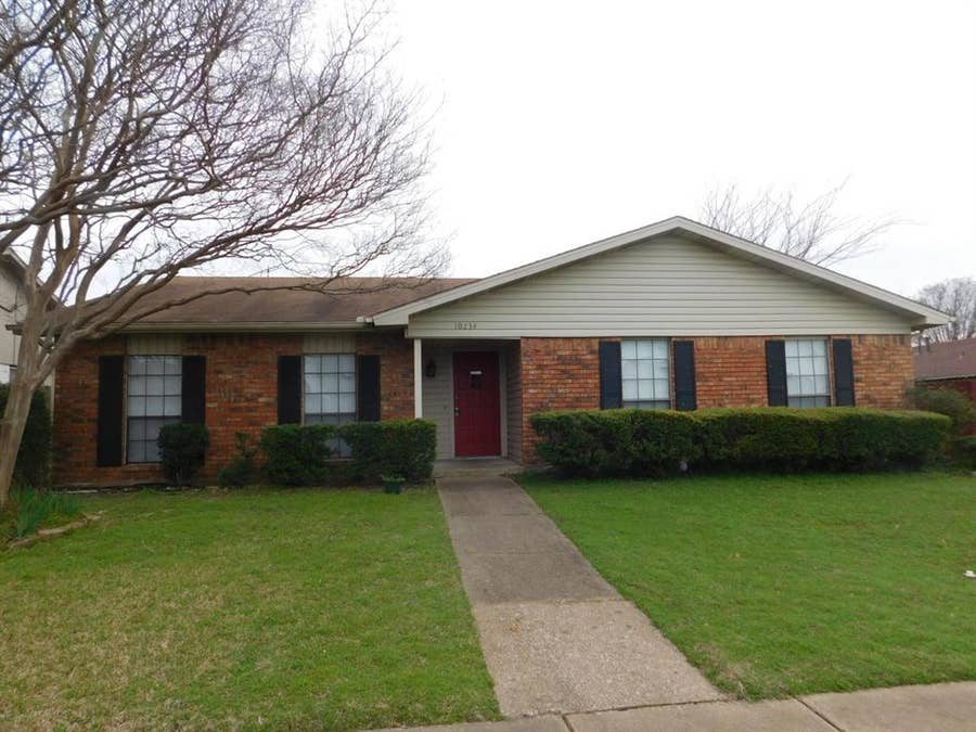Property photo for 10234 White Elm Road, Dallas, TX