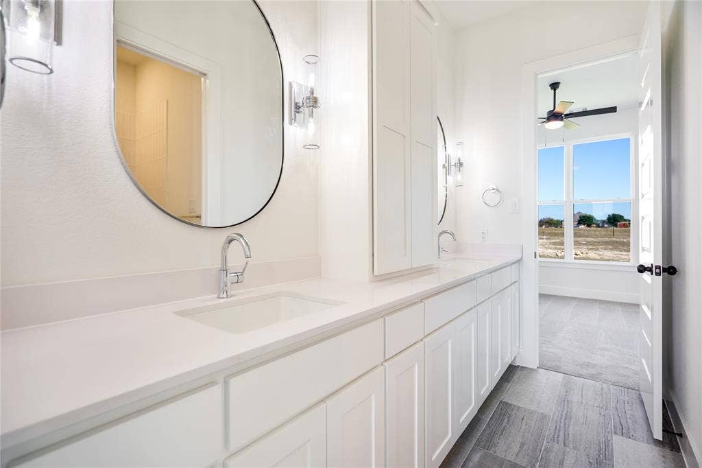 6440 Mcchesney Drive, Midlothian, TX 76065 Every home uniquely decorated. This is a previous address same plan.