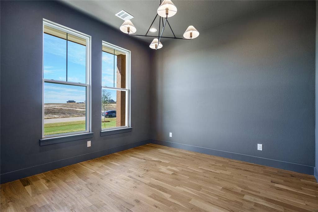 6440 Mcchesney Drive, Midlothian, TX 76065 Every home uniquely decorated. This is a previous address same plan.