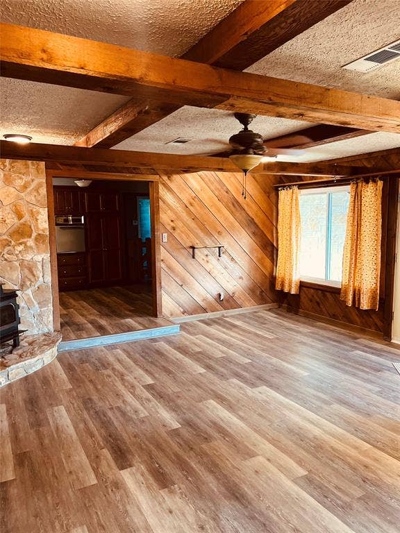 15180 Old China Spring Road, China Spring, TX 76633 living room 2