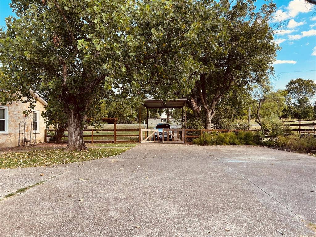 15180 Old China Spring Road, China Spring, TX 76633 15180 Old China Spring Road, China Spring, TX 76633