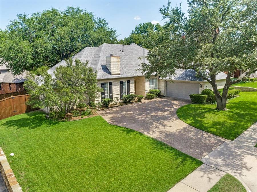 Property photo for 1105 Hills Creek Drive, McKinney, TX