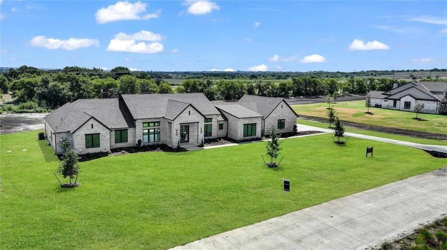 Property photo for 5024 Frost Creek, Aledo, TX