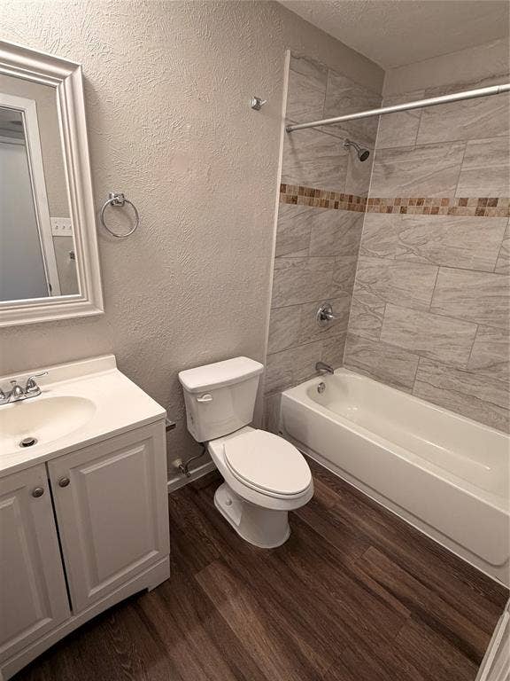 1914 Chisholm Trail, Grand Prairie, TX 75052 1914 Chisholm Trail, Grand Prairie, TX 75052