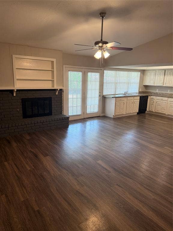 1914 Chisholm Trail, Grand Prairie, TX 75052 1914 Chisholm Trail, Grand Prairie, TX 75052
