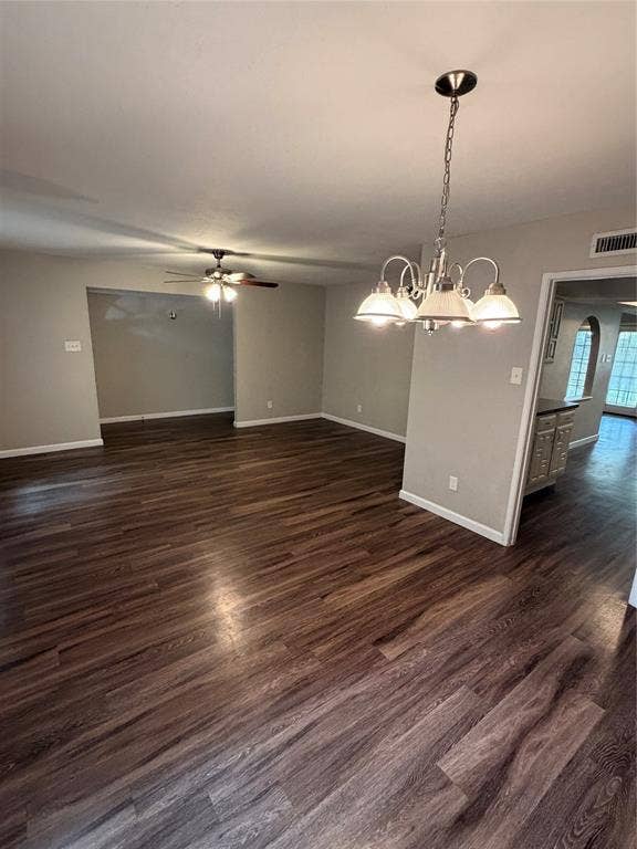 1914 Chisholm Trail, Grand Prairie, TX 75052 1914 Chisholm Trail, Grand Prairie, TX 75052