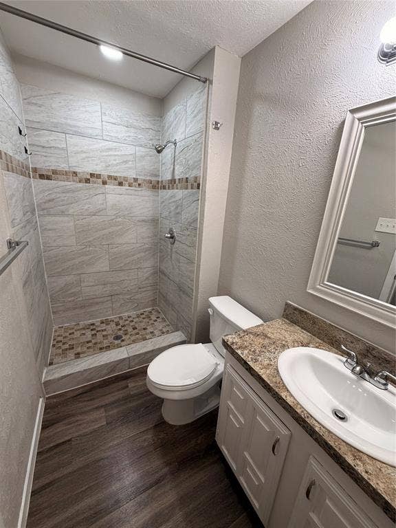 1914 Chisholm Trail, Grand Prairie, TX 75052 1914 Chisholm Trail, Grand Prairie, TX 75052