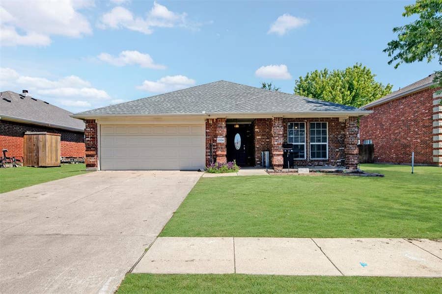 Property photo for 2804 Spencer Circle, Royse City, TX