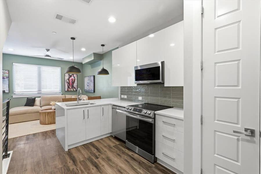 Property photo for 1118 Galveston Avenue, #5, Fort Worth, TX