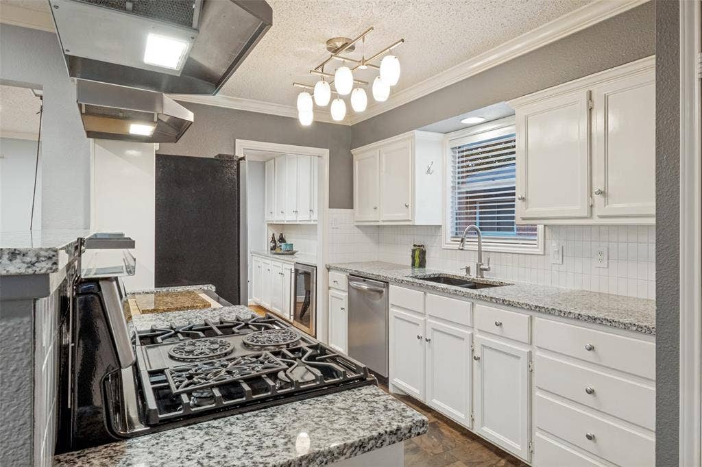 10615 Longmeadow Drive, Dallas, TX 75238