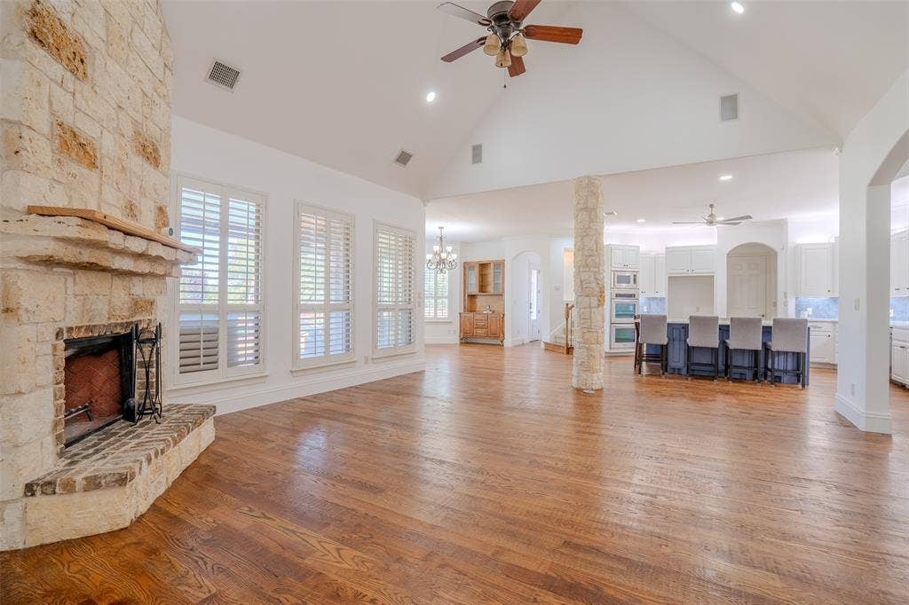 710 Corsica Court, Argyle, TX 76226 Open concept and great for entertaining.