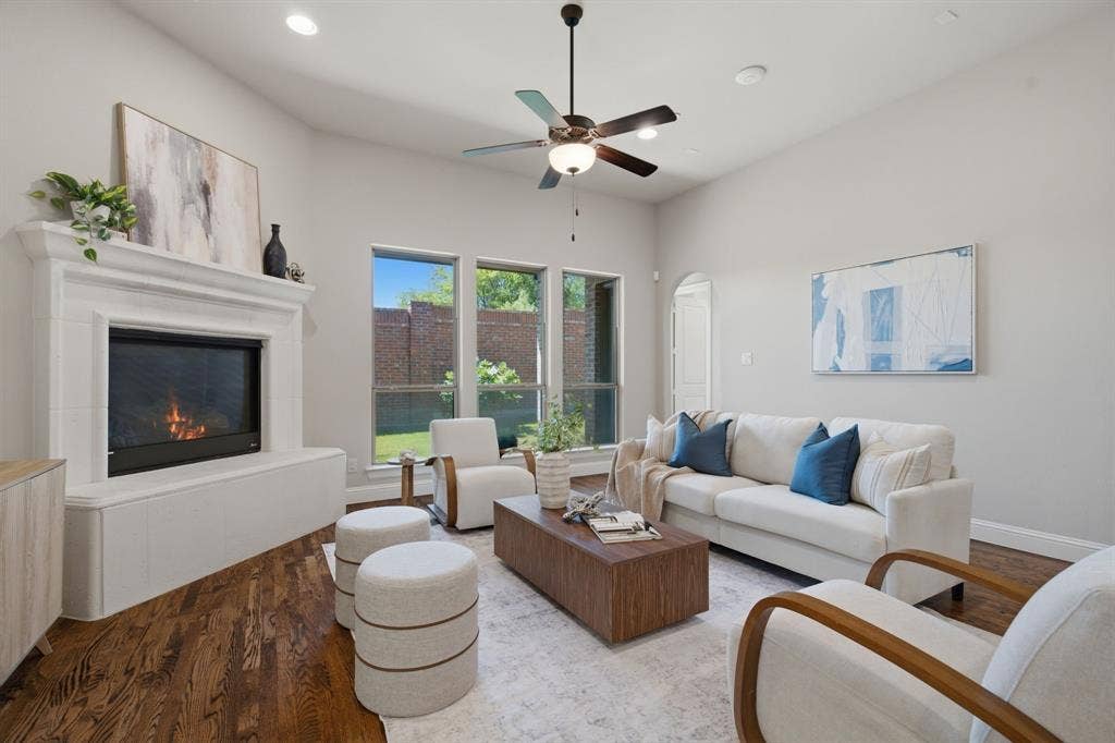 4721 Harlow Bend Drive, Irving, TX 75038