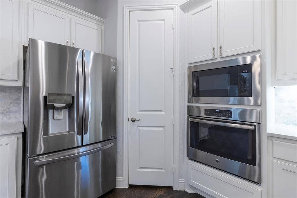 2455 Cathedral Drive, Richardson, TX 75080 2455 Cathedral Drive, Richardson, TX 75080