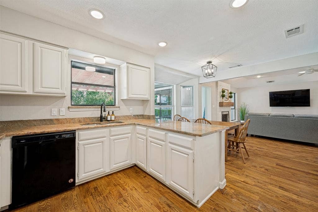 8420 Christie Drive, Frisco, TX 75033 Long Counter extension can provide for additional casual seating/serving