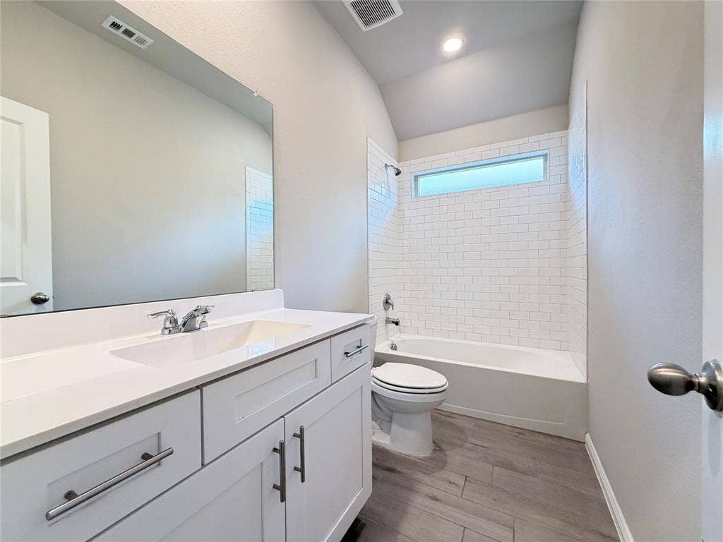 4808 Sparkling Pathway, Haltom City, TX 76117 4808 Sparkling Pathway, Haltom City, TX 76117