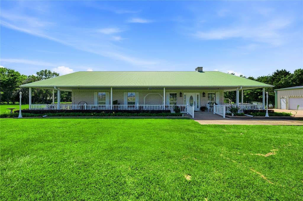 1682 County Road 4825, Athens, TX 75751 1682 County Road 4825, Athens, TX 75751