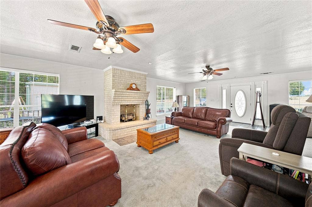 1682 County Road 4825, Athens, TX 75751 1682 County Road 4825, Athens, TX 75751