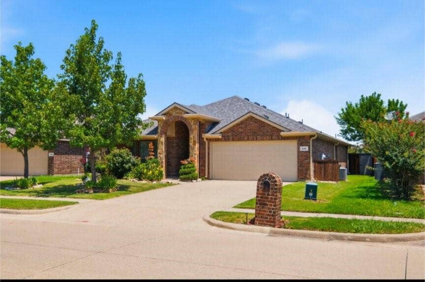 Property photo for 125 Meadow Crest Drive, Princeton, TX