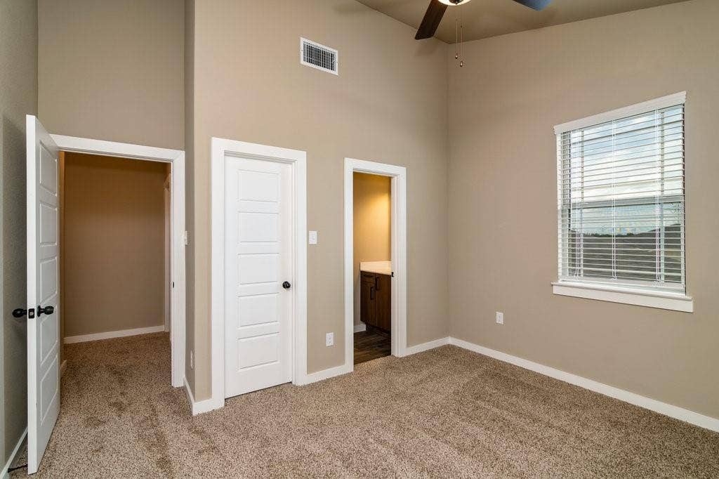 611 Harvest Moon Drive, Venus, TX 76084 611 Harvest Moon Drive, Venus, TX 76084