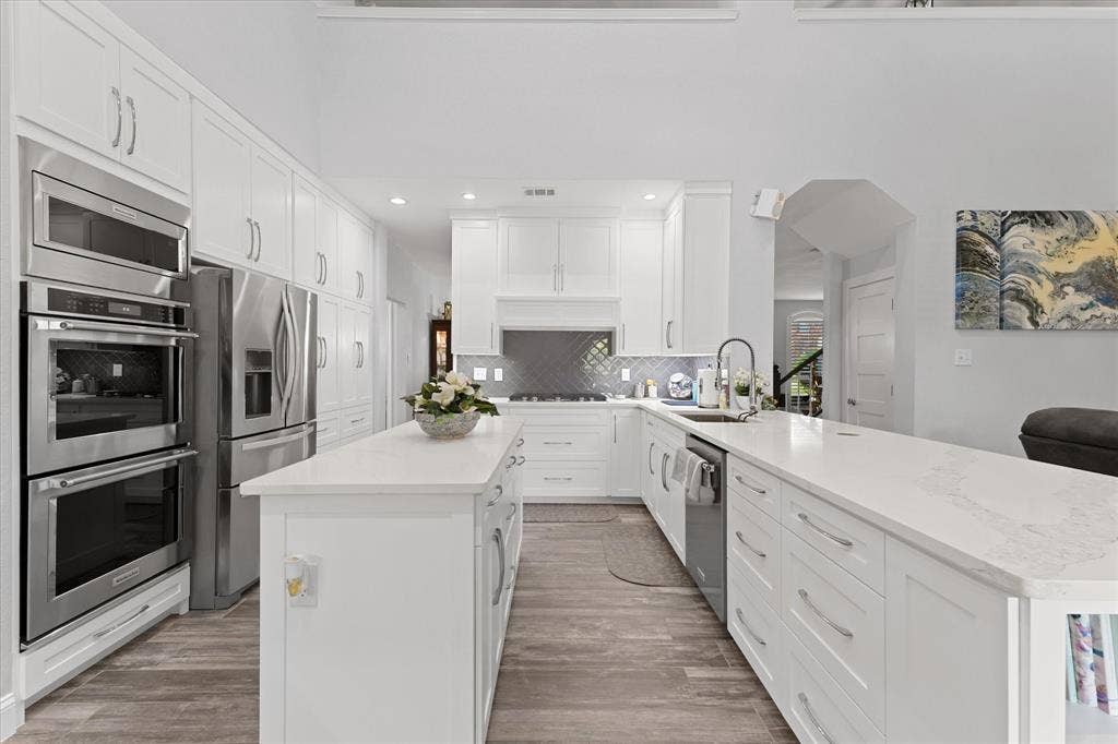 1913 Walters Drive, Plano, TX 75023 Upgraded kitchen with many extras