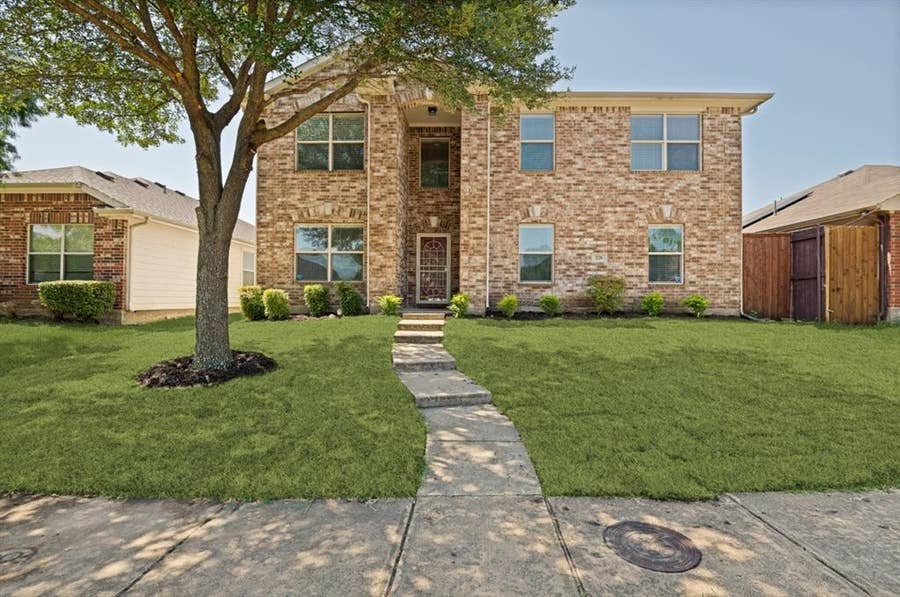 Property photo for 228 Great Plains Avenue, Dallas, TX