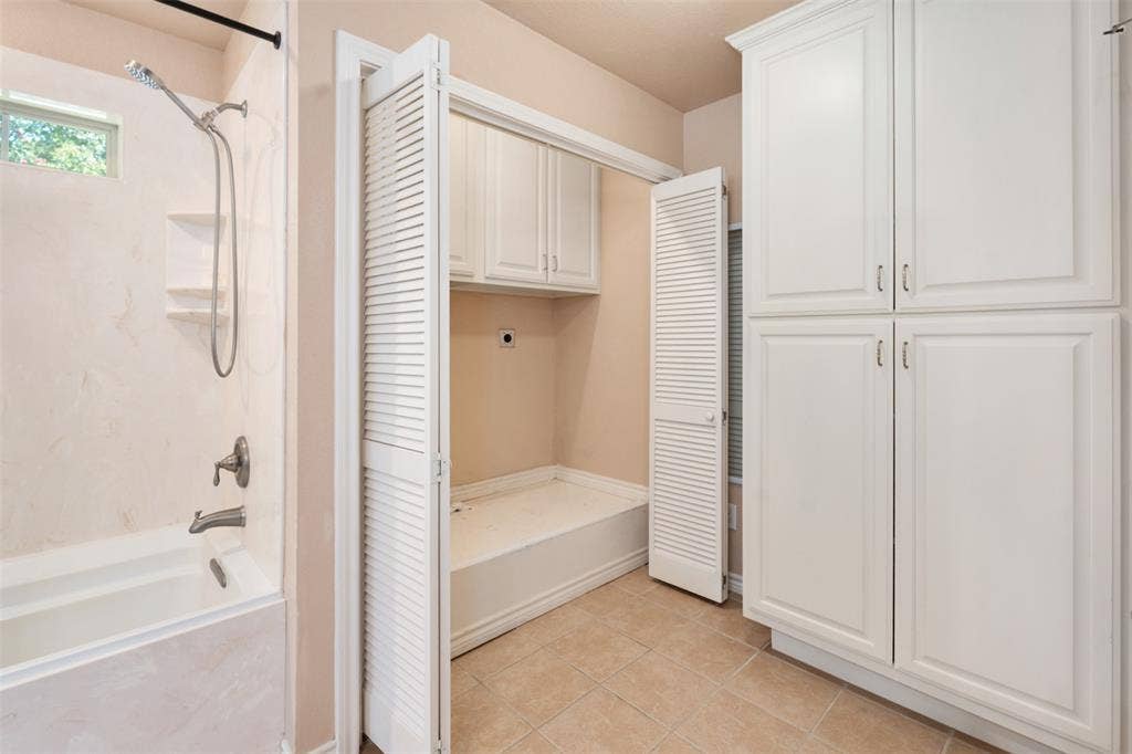 176 Seaside Drive, Gun Barrel City, TX 75156 176 Seaside Drive, Gun Barrel City, TX 75156