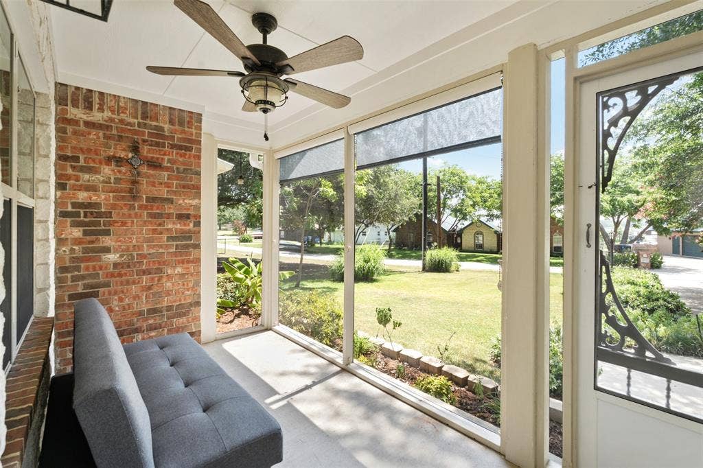 176 Seaside Drive, Gun Barrel City, TX 75156 176 Seaside Drive, Gun Barrel City, TX 75156