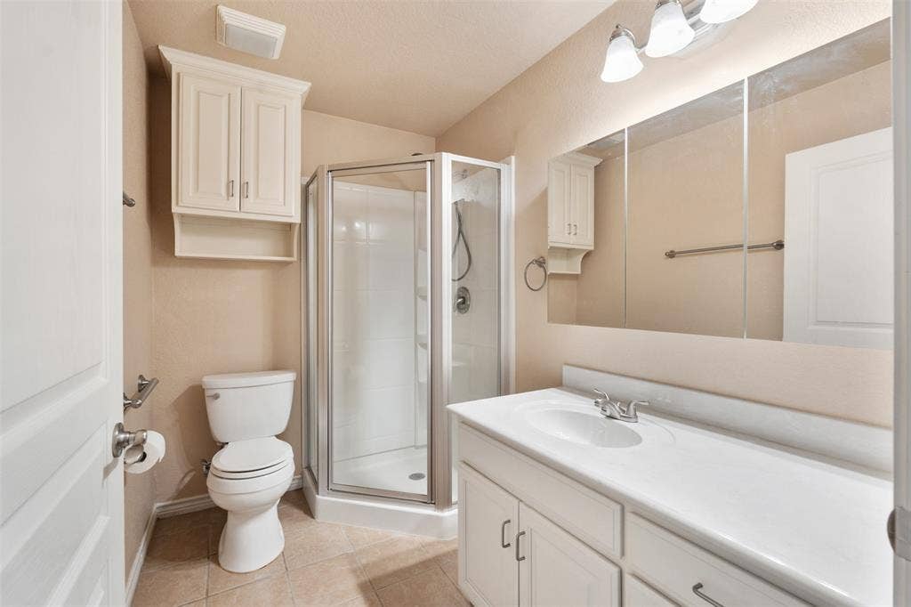 176 Seaside Drive, Gun Barrel City, TX 75156 176 Seaside Drive, Gun Barrel City, TX 75156