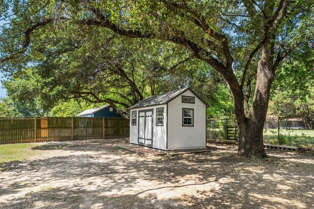 176 Seaside Drive, Gun Barrel City, TX 75156 176 Seaside Drive, Gun Barrel City, TX 75156