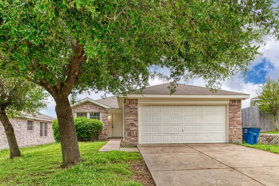 Property photo for 1514 Cover Drive, Dallas, TX