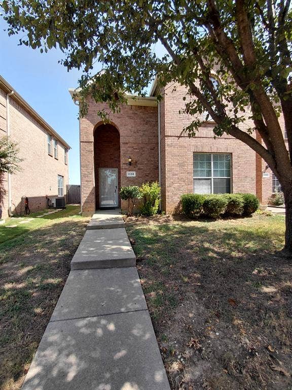 Property photo for 1134 Jamie Drive, Grand Prairie, TX