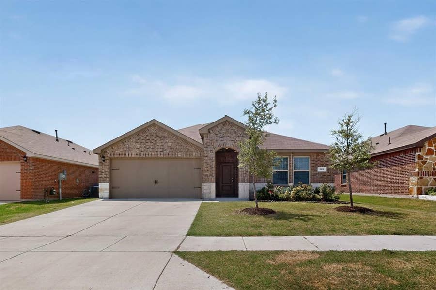 Property photo for 309 Banner Avenue, Royse City, TX