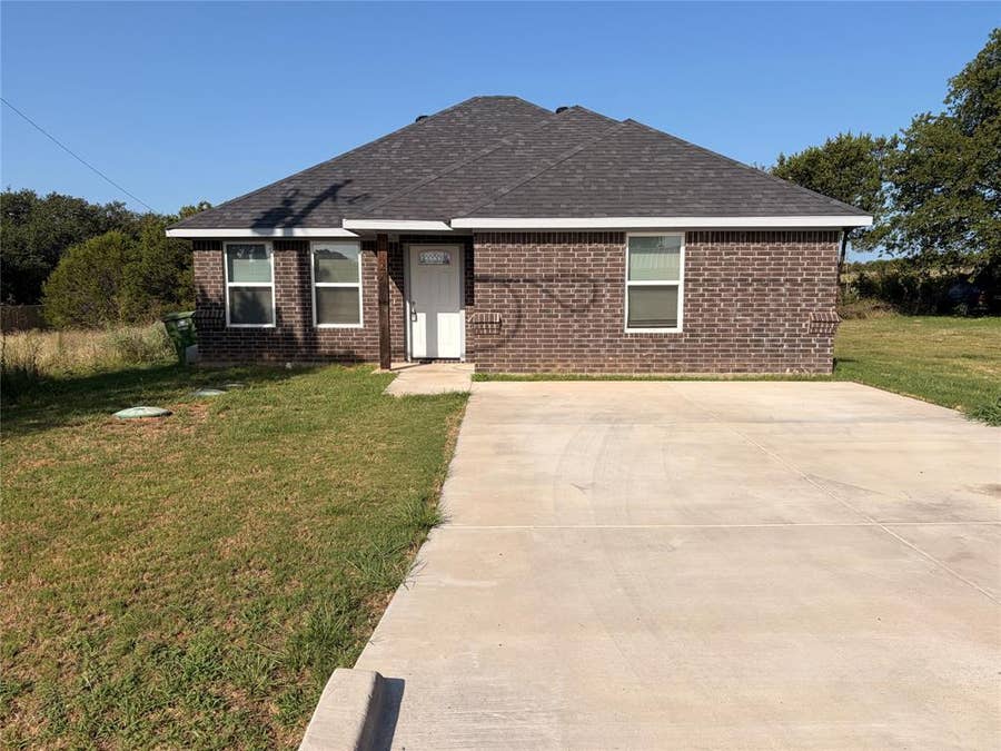 Property photo for 2720 Centaurus Way, Granbury, TX