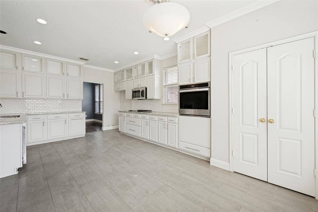 4849 Gloucester Drive, Grand Prairie, TX 75052 4849 Gloucester Drive, Grand Prairie, TX 75052