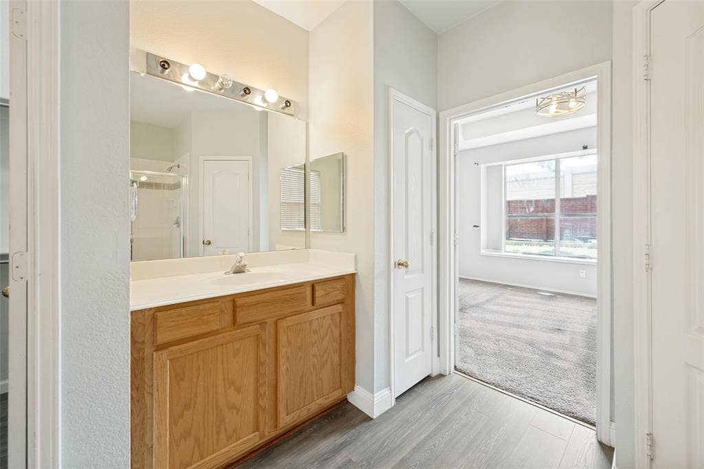 4849 Gloucester Drive, Grand Prairie, TX 75052 4849 Gloucester Drive, Grand Prairie, TX 75052