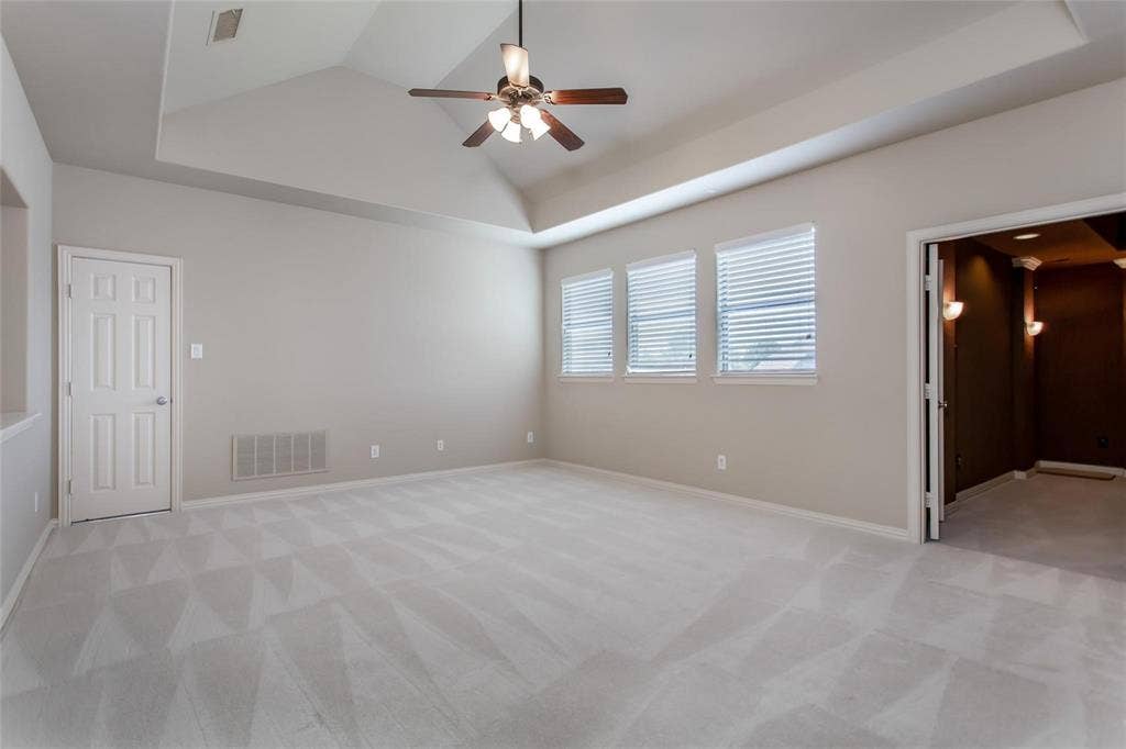 921 Pine Burst Drive, Allen, TX 75013 921 Pine Burst Drive, Allen, TX 75013