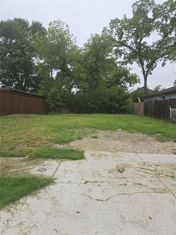 Property photo for 1838 Shaw Street, Dallas, TX