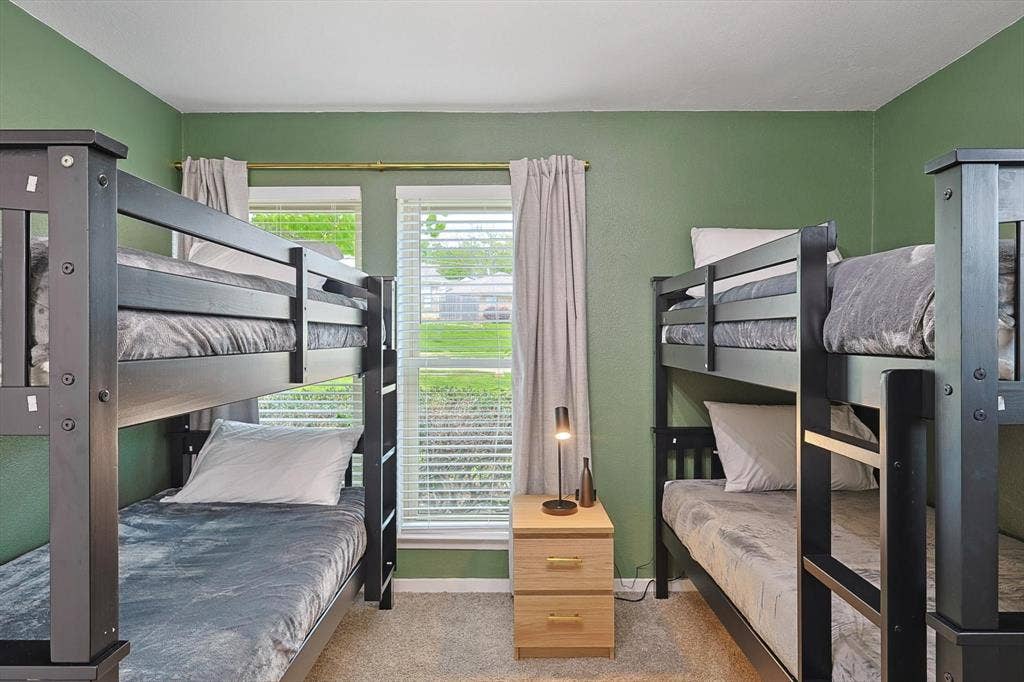 1208 Mayleaf Drive, Irving, TX 75060 1208 Mayleaf Drive, Irving, TX 75060