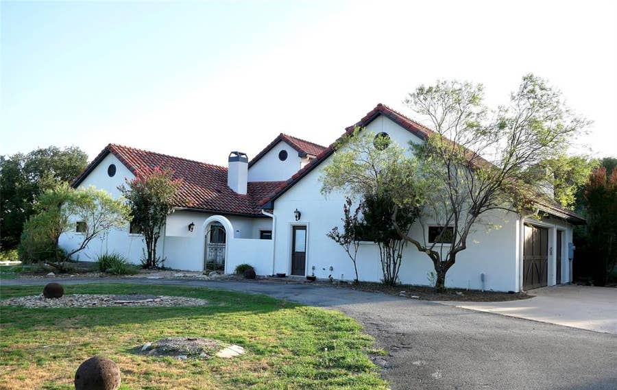Property photo for 3200 Meander Road, Granbury, TX