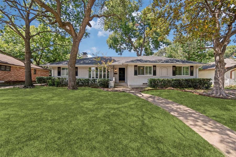 Property photo for 6207 Berwyn Lane, Dallas, TX