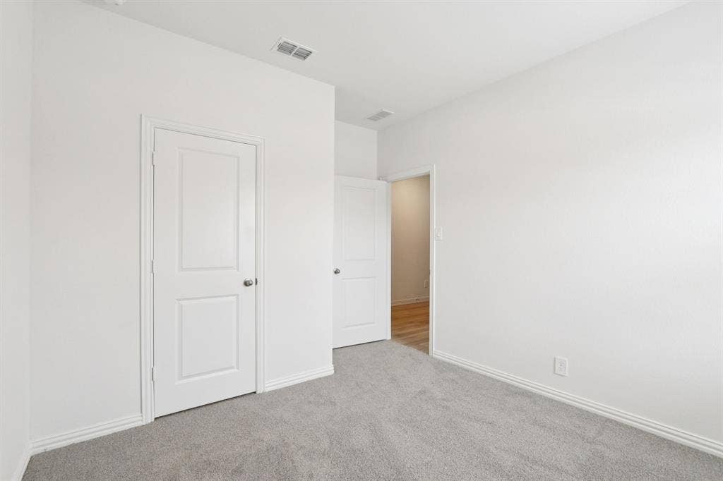 Photo is not of the actual home, but is an inspirational photo of builder’s model home and may depict options, furnishings, and/or decorator features that are not included.