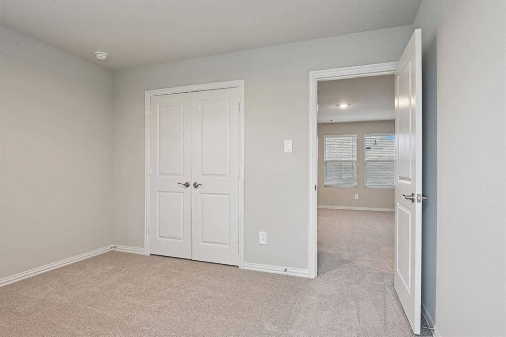 3154 Texoma Boulevard, Farmersville, TX 75442 Photo is not of the actual home, but is an inspirational photo of builder’s model home and may depict options, furnishings, and/or decorator features that are not included.